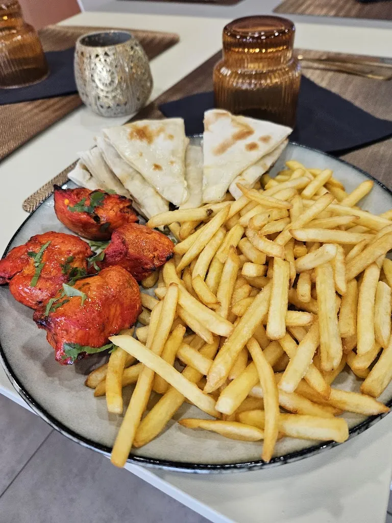 Menü_Street Food Home naan_Pusignan_Bild_4