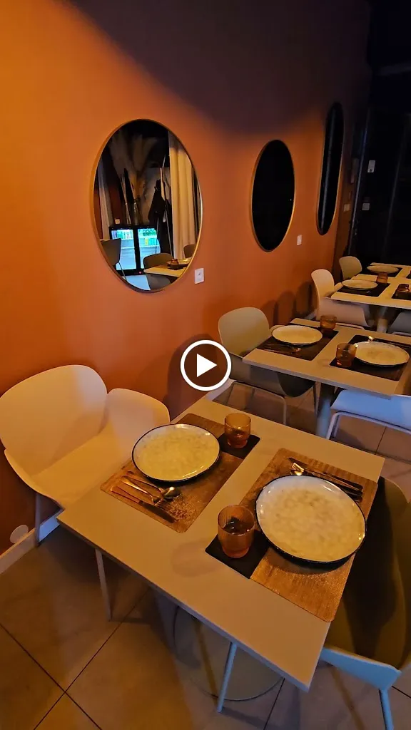 Street Food Home naan_Pusignan_slider_image_2