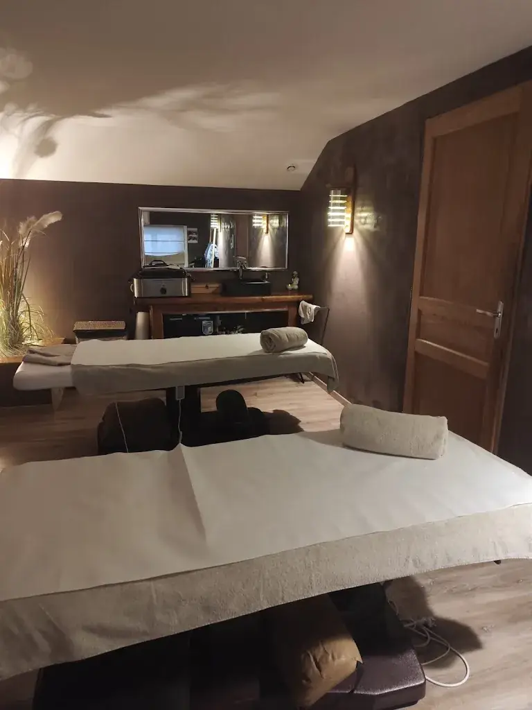 julie Grandouiller_La Route des Sens_Pusignan_review