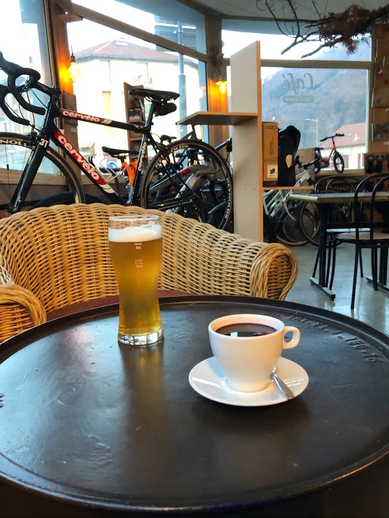 Alex MISSUD_Café Cycles | 2 Roues et Demi_Veynes_recensione