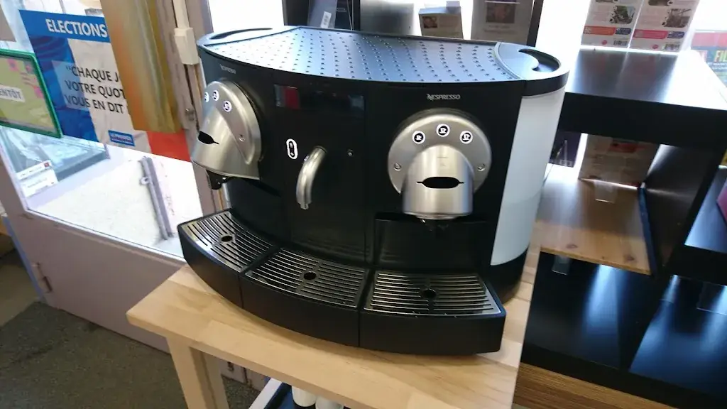 tabac de PUSIGNAN LA PLACE_Pusignan_slider_image_2