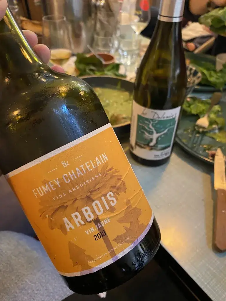 Pella Christina Papachristou_Au Verre Levé_Venelles_review