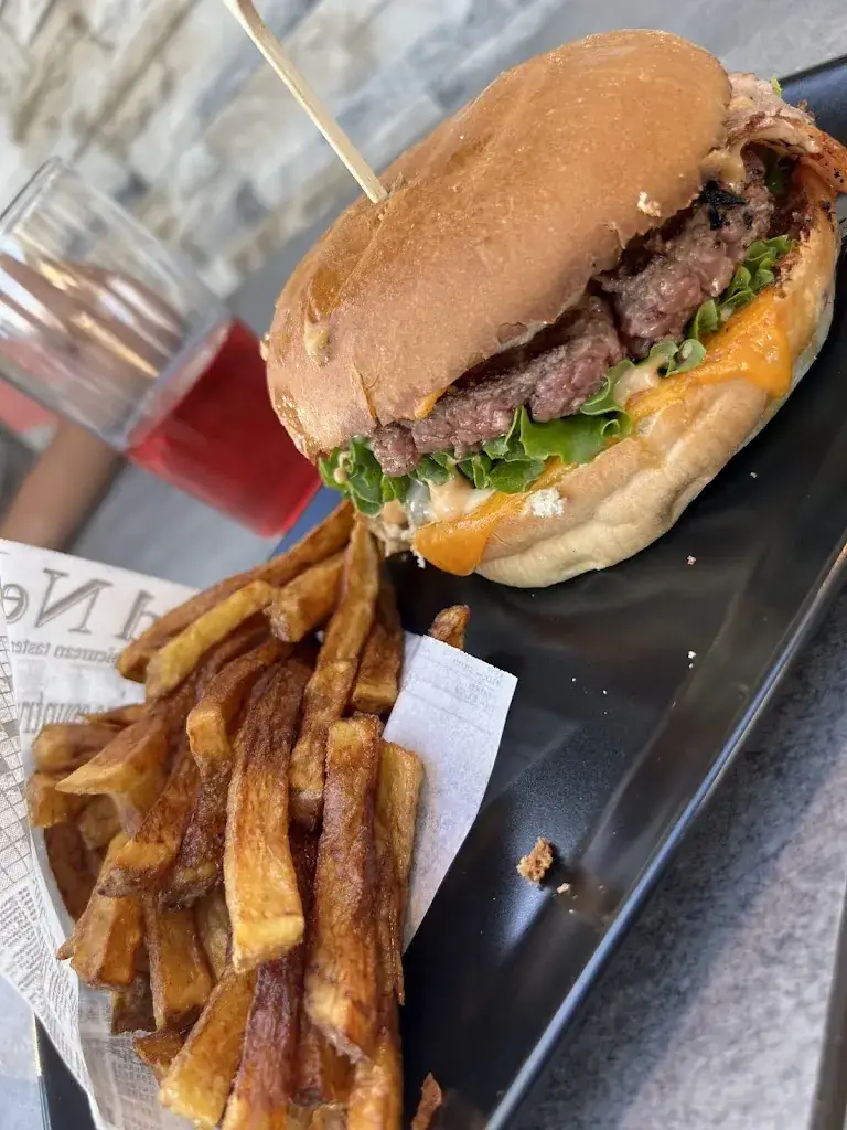 Menu_MC BURGER_Venelles_image_9