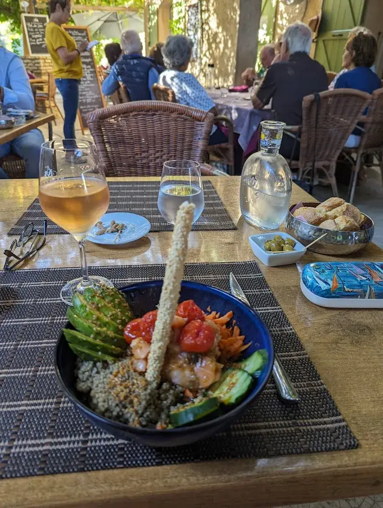 Sarah Van Pelt_Auberge de La Table Ronde_Vinon-sur-Verdon_review