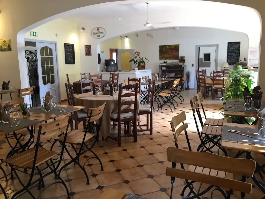 Auberge de La Table Ronde_Vinon-sur-Verdon_slider_image_1