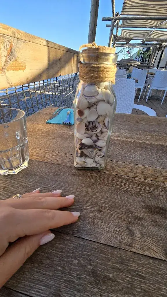 Kateryna Lopaieva_Le Mombasa Beach_Villeneuve-Loubet_review