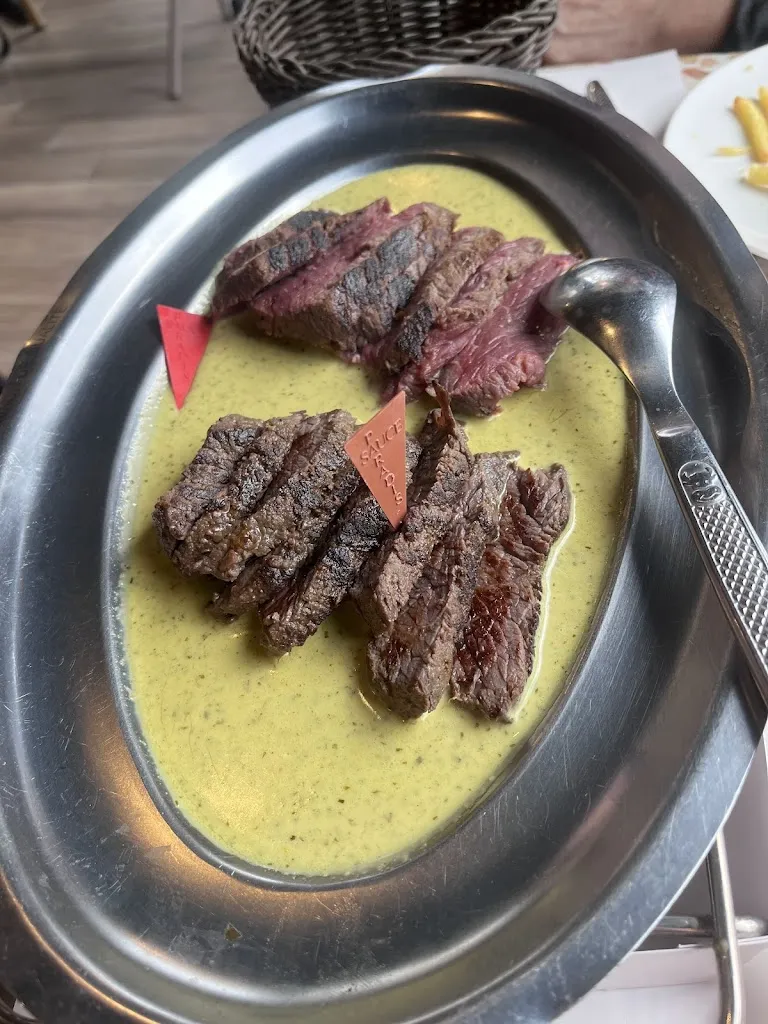 Menu_Léo Léa - Assiette au Boeuf - Marina Baie des Anges_Villeneuve-Loubet_image_6