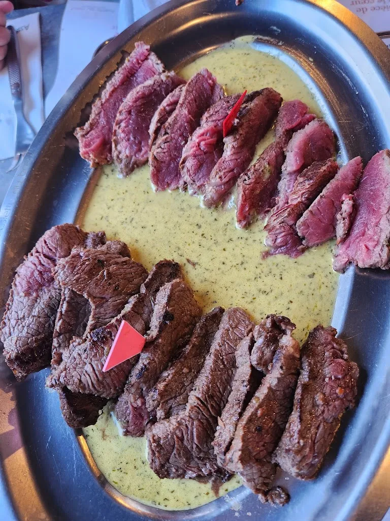 Nour Koudsi_Léo Léa - Assiette au Boeuf - Marina Baie des Anges_Villeneuve-Loubet_review