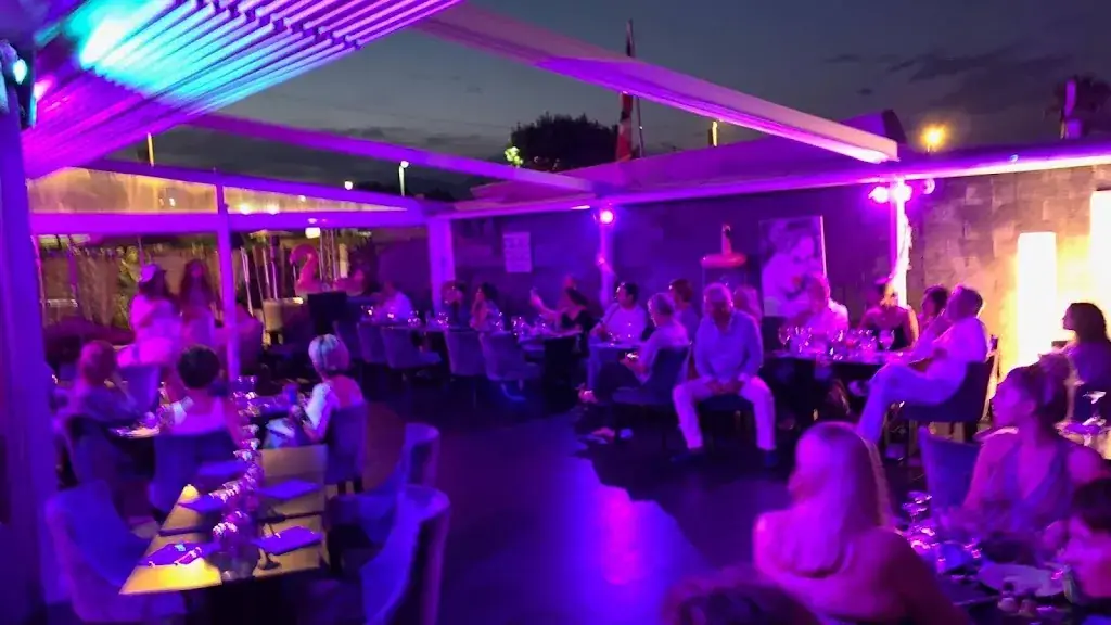 BEACH KLUBBER restaurant in Villeneuve-Loubet