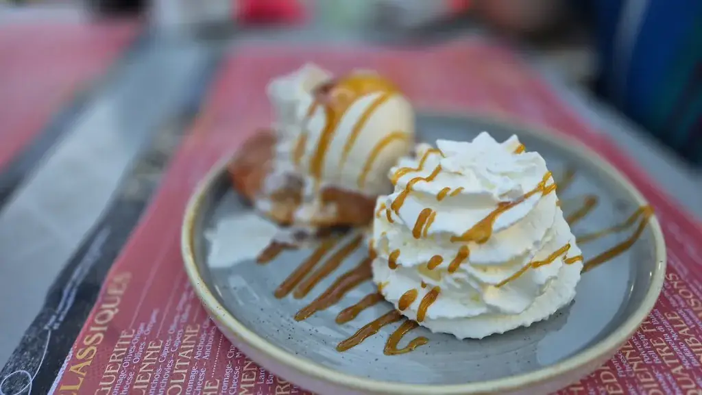 Daniel Harris_Piz' zatti_Villeneuve-Loubet_review