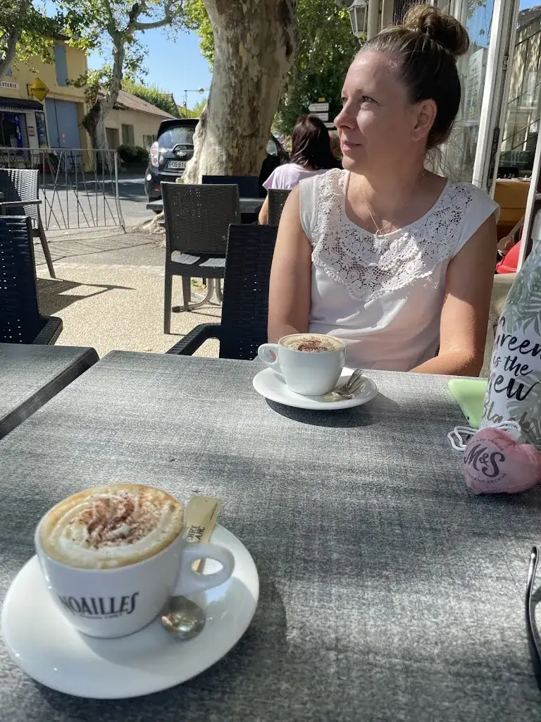 Steve Burgess_L antr ...ami _Violès_review