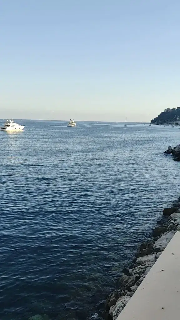 Mayssa Beach_Villefranche-sur-Mer_slider_image_2