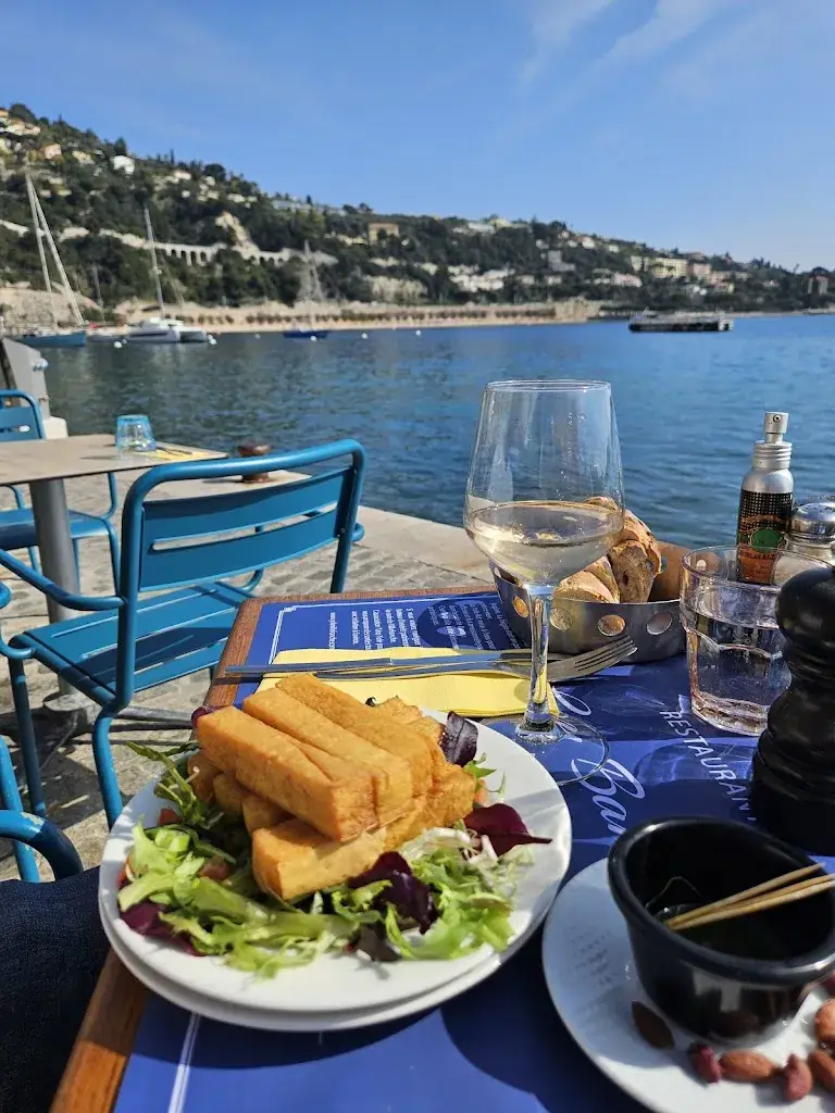 LOU BANTRY_Villefranche-sur-Mer_slider_image_3
