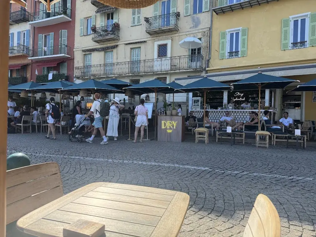 Corrina Licon_DRY Restaurant & Cocktail Bar_Villefranche-sur-Mer_review