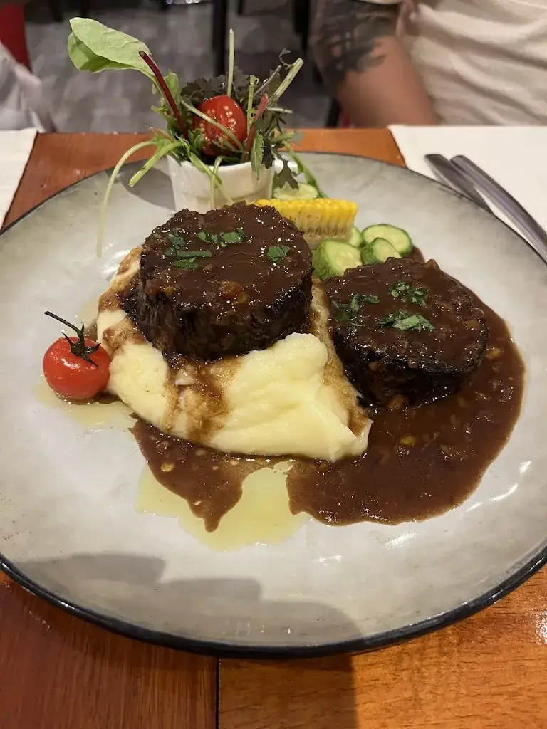 Fabien Abbet_La Caravelle_Villefranche-sur-Mer_review