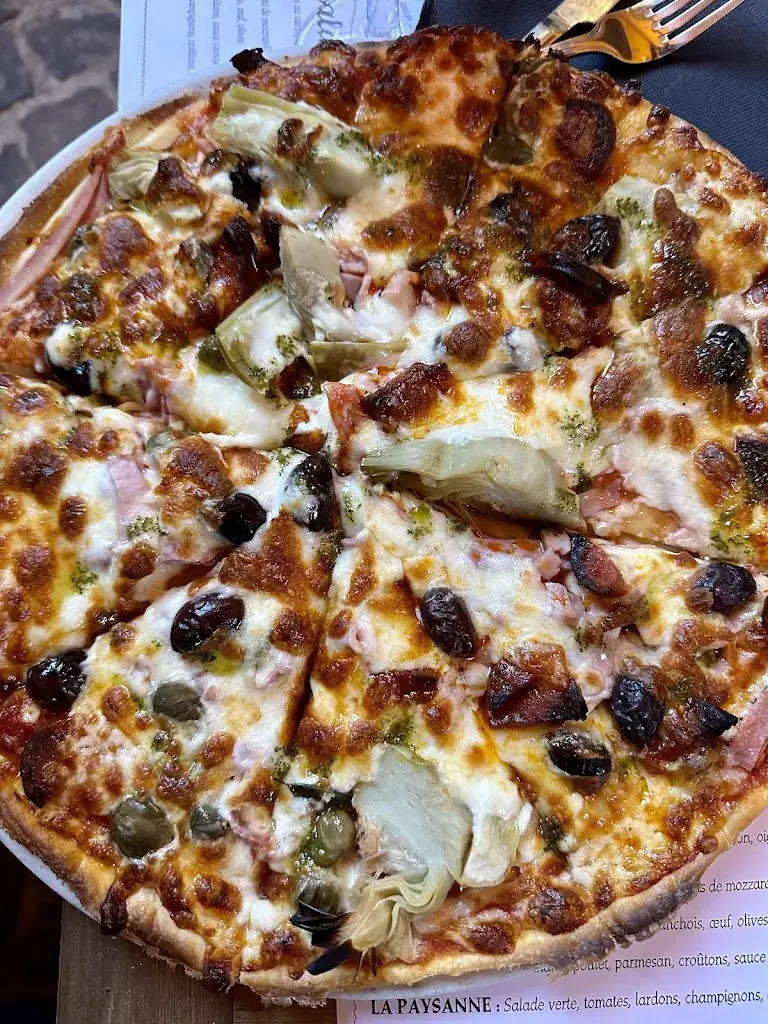 Kate Delahoussaye_Le Serre_Villefranche-sur-Mer_review