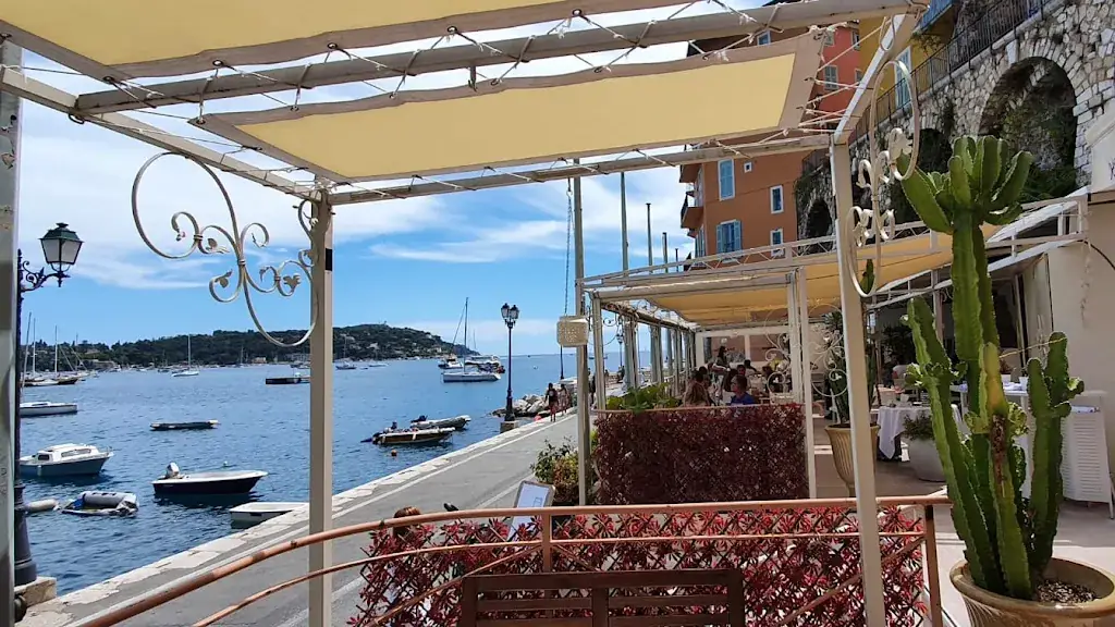 La Terrasse_Villefranche-sur-Mer_slider_image_3