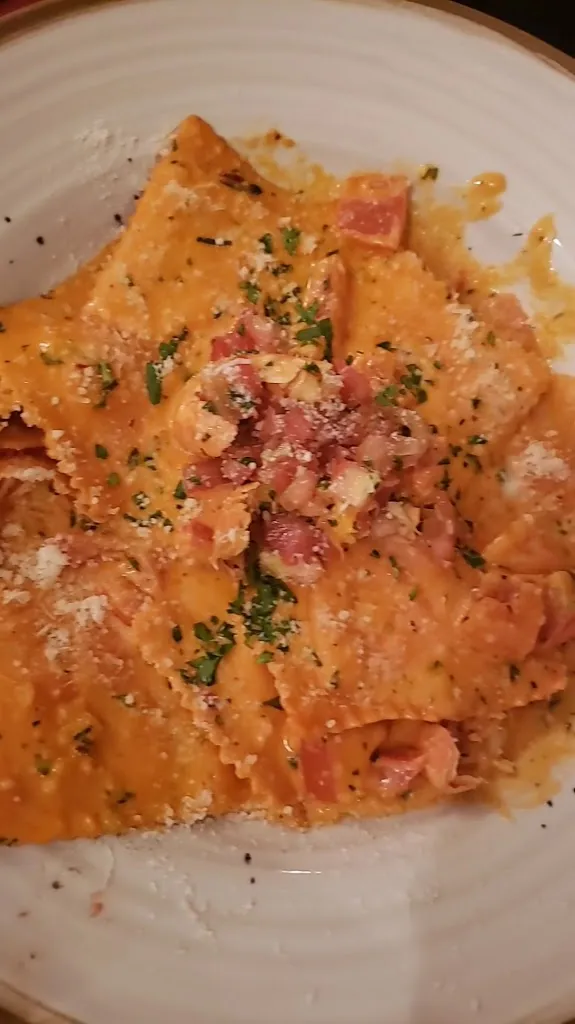 Le Chianti_Vitrolles_slider_image_2