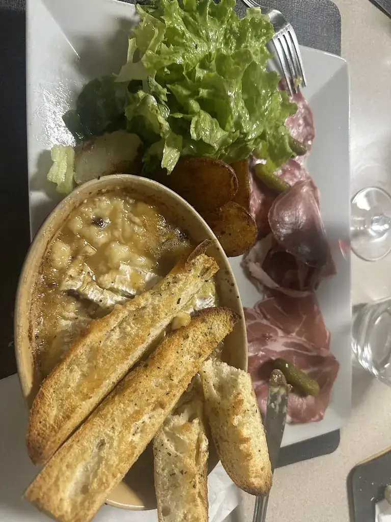 Sylvie BERGERON_L'Anjoly 3_Vitrolles_review