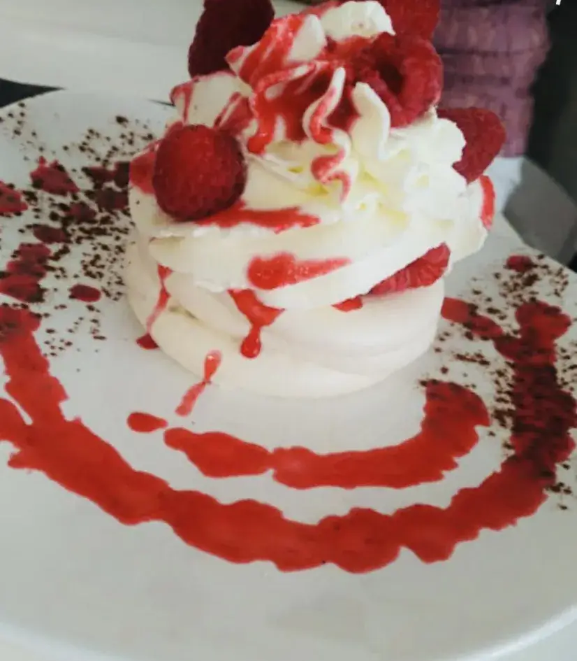 Elisa Nadal_La Pasta_Vitrolles_review