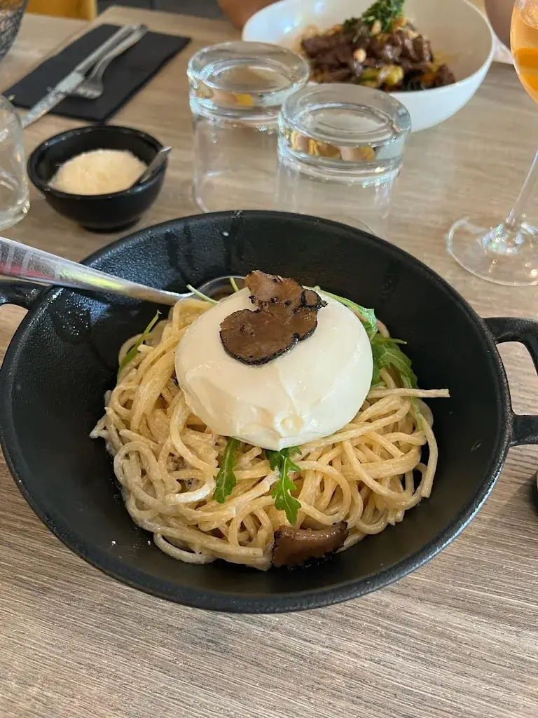 Audrey Tutu_Le Millesime_Vitrolles_review