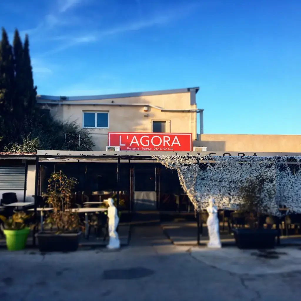 Brasserie l'Agora Restaurant in Vitrolles