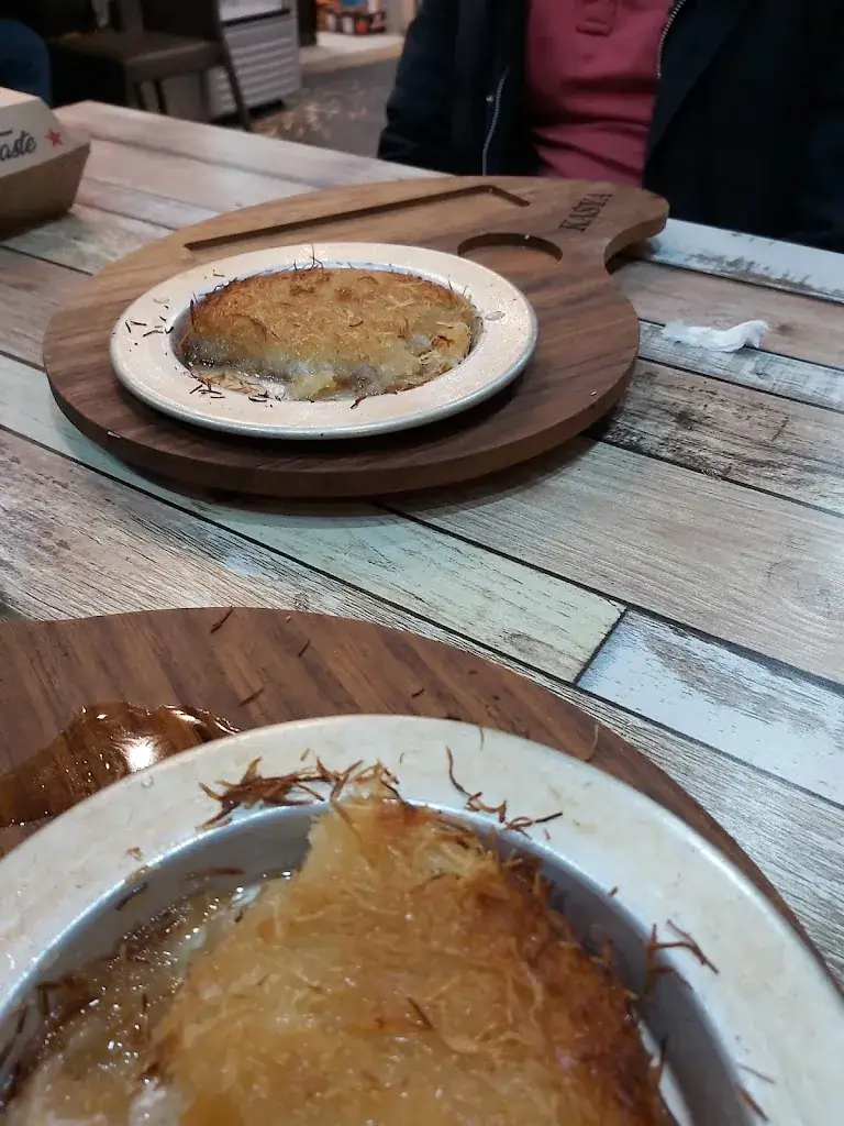 Menü_Les Tonnelles De Kasya_Vitrolles_Bild_8