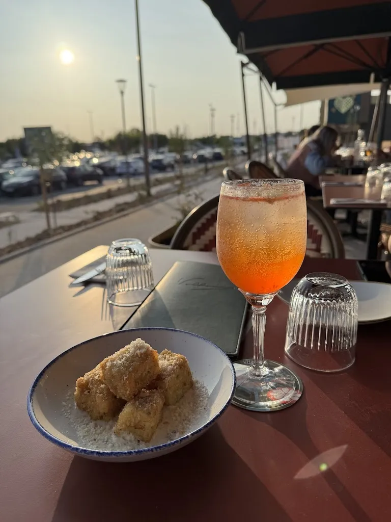 Théo J._Volfoni Vitrolles_Vitrolles_review