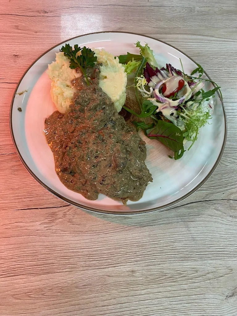 L'Essentiel - les estroublans Vitrolles_Vitrolles_slider_image_3