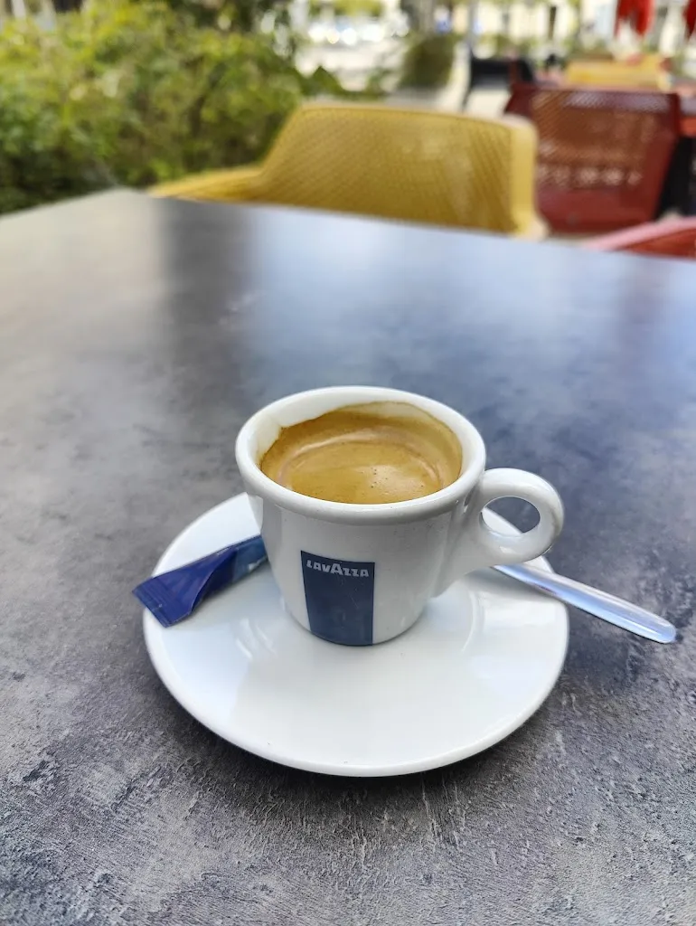 Bar La Croix d'Or_Privas_slider_image_3