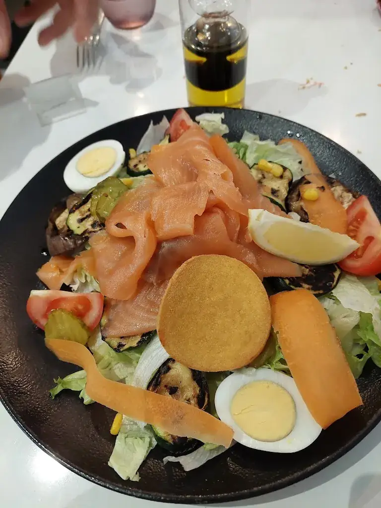 Restaurant via napoli vitrolles_Vitrolles_slider_image_3