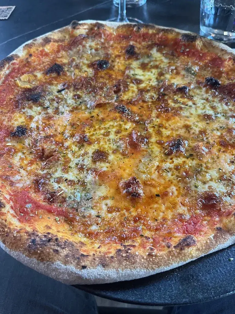 Mustafa Arikan_La Villa Brasserie Italienne Roanne Riorges_Roanne_review