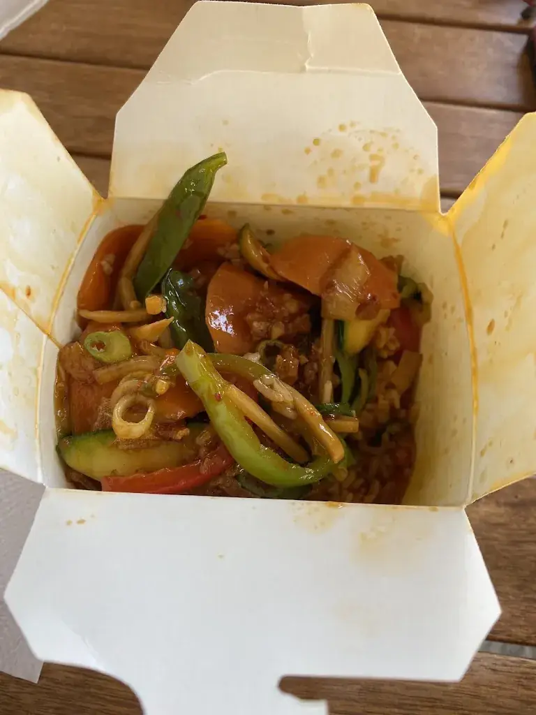 Razvan G Robu_Faitout Grillé_Rochemaure_recensione