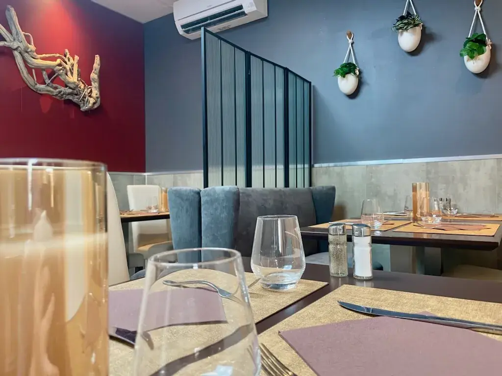 Faitout Grillé Restaurant in Rochemaure