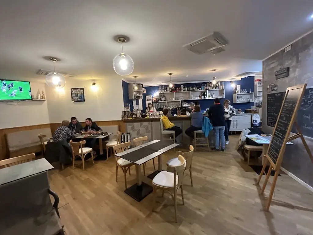 L’estaminet restaurant in Riom-ès-Montagnes