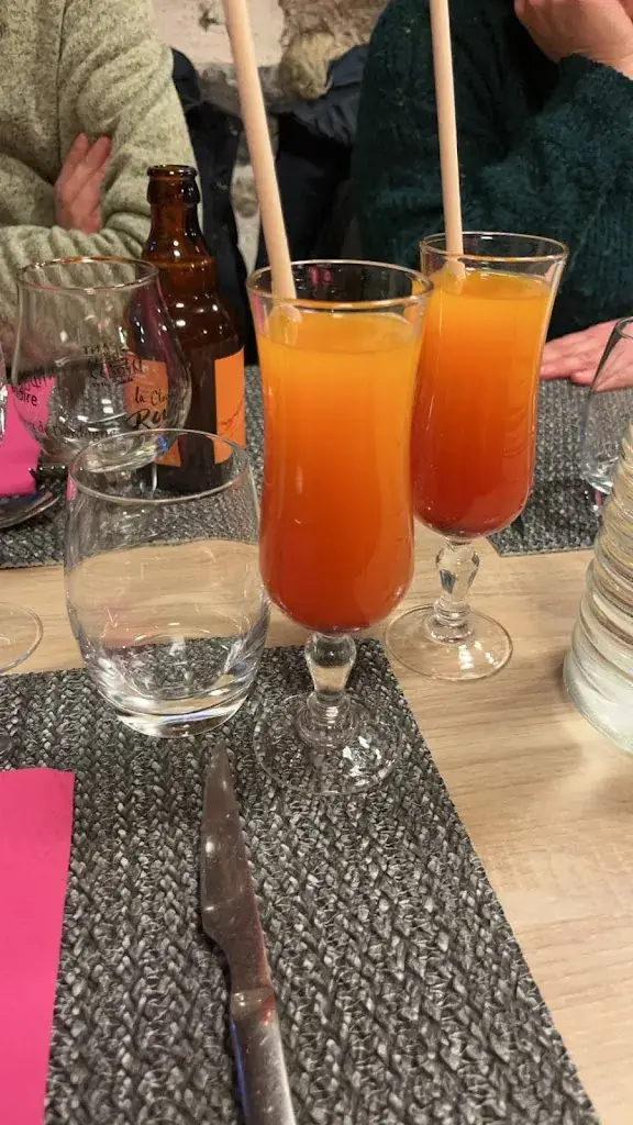 Manon Mm_ferme auberge des arbres_Riom-ès-Montagnes_review