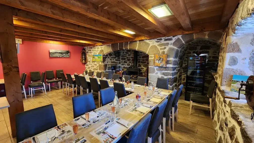 ferme auberge des arbres_Riom-ès-Montagnes_slider_image_1