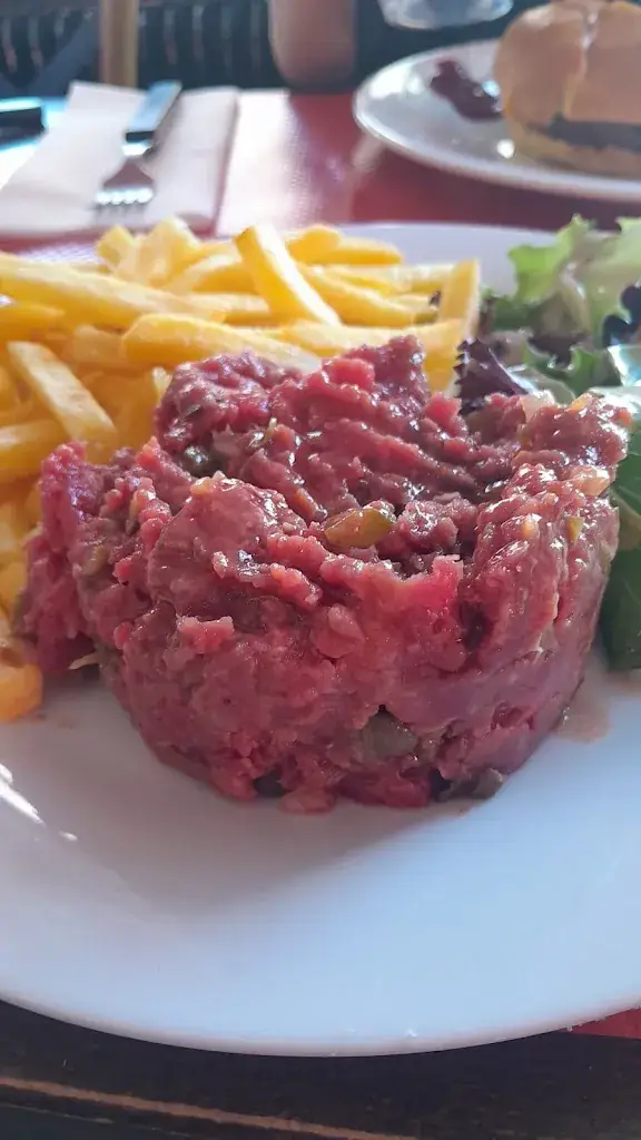 Lionel Hostein_Restaurant Café de la Mairie_Riom-ès-Montagnes_review