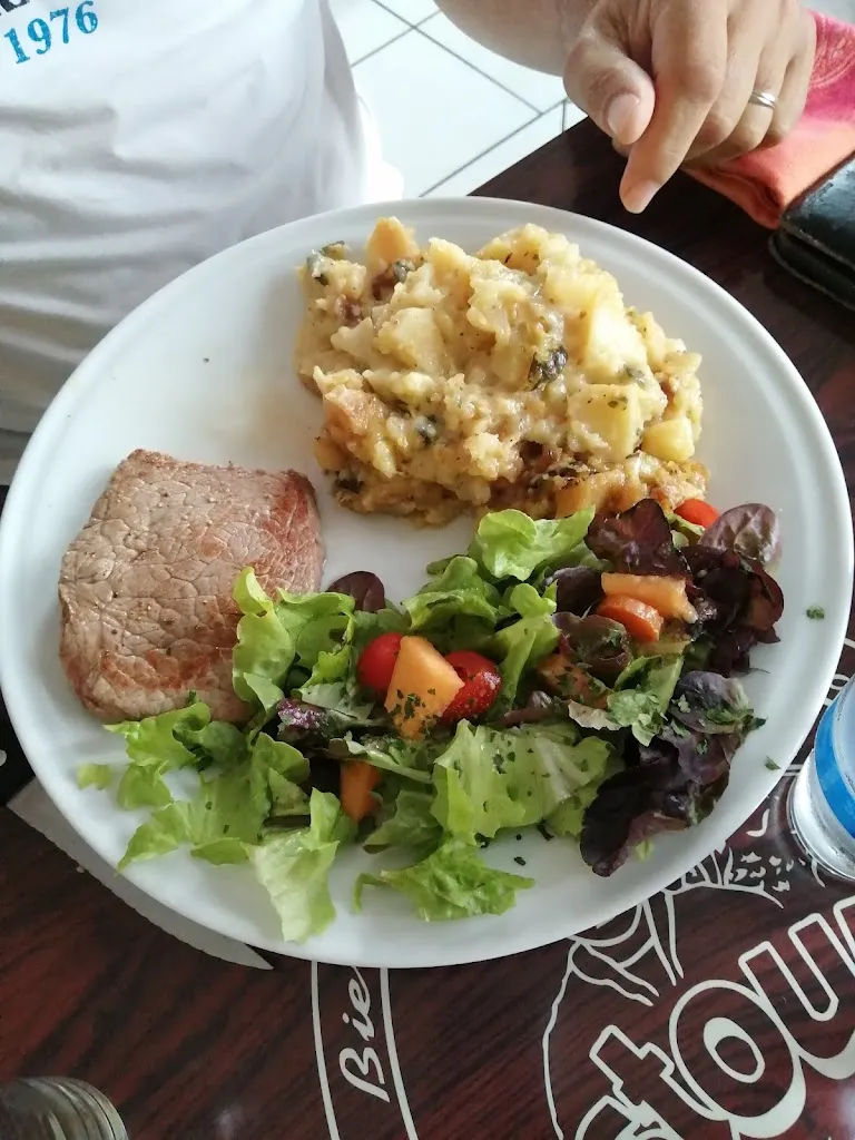 Restaurant l'ecir_Riom-ès-Montagnes_slider_image_2