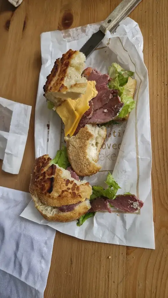 Priscilla Chrysot_Maison Barberat - Boulangerie de la Plage_Rochetaillée-sur-Saône_review