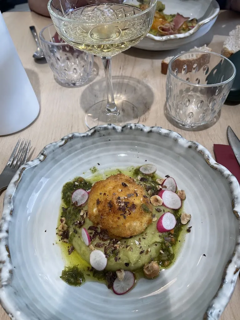 Mélodie 21_Les Gens Heureux - Restaurant Café Boutique et Epicerie fine_Renaison_review