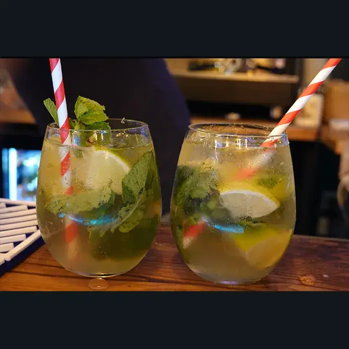 Restaurant l'original_Saint-Haon-le-Vieux_slider_image_2