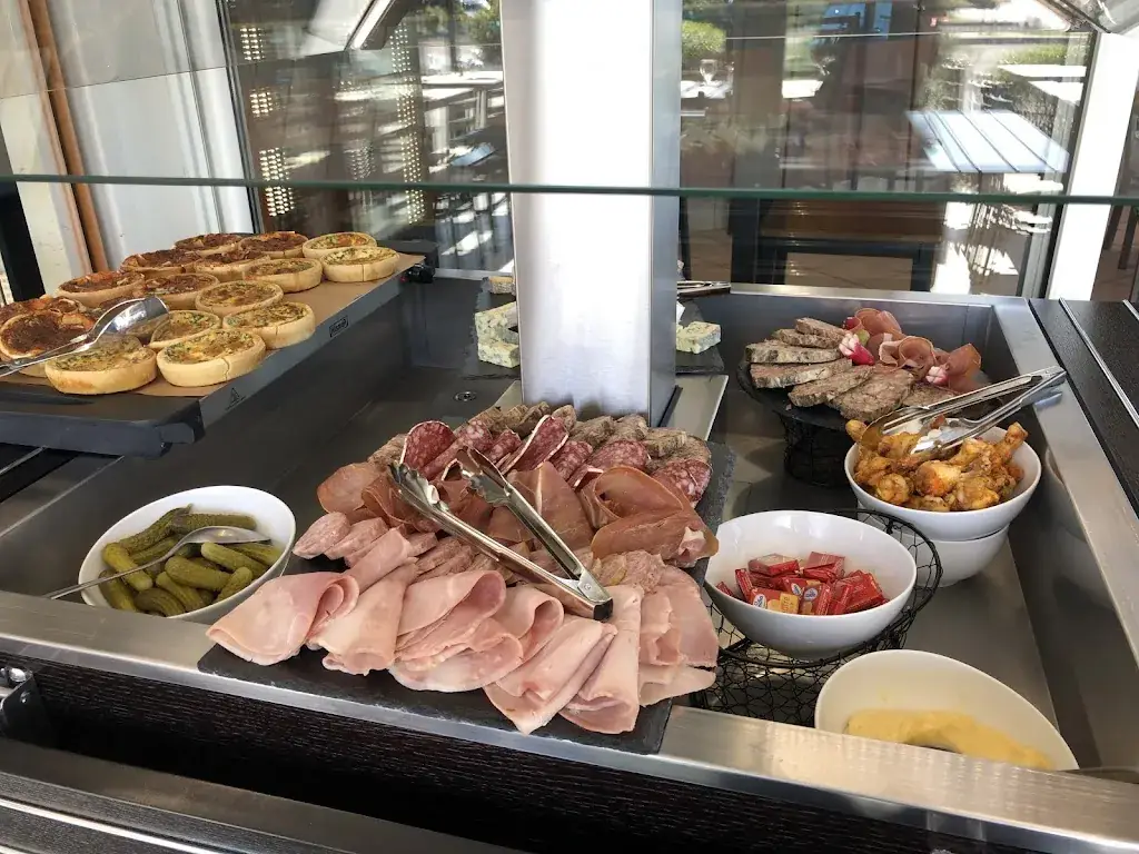 L'Annexe_Renaison_slider_image_2