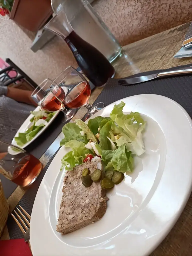 girin joel_Les Frangines_Saint-Germain-Lespinasse_review