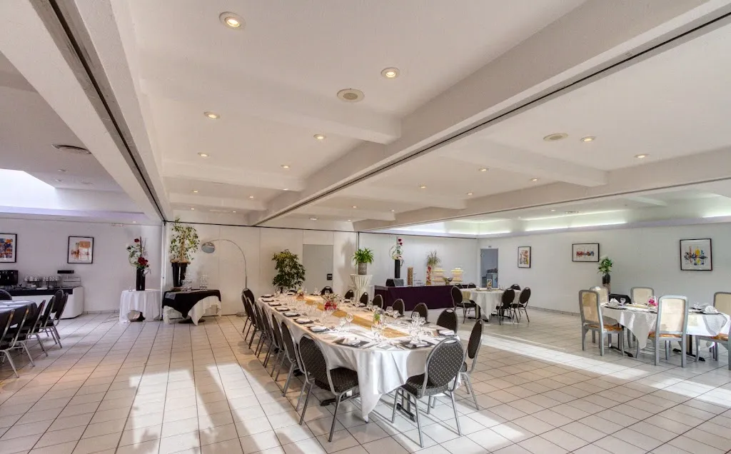 Les Jardins de Saulzet restaurant in Romagnat