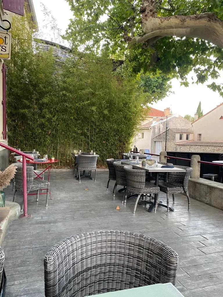 Café du Cours_Rochegude_slider_image_3