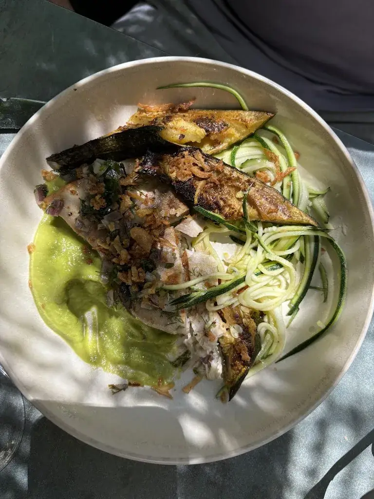 Restaurant le Brigand_Suze-la-Rousse_slider_image_2