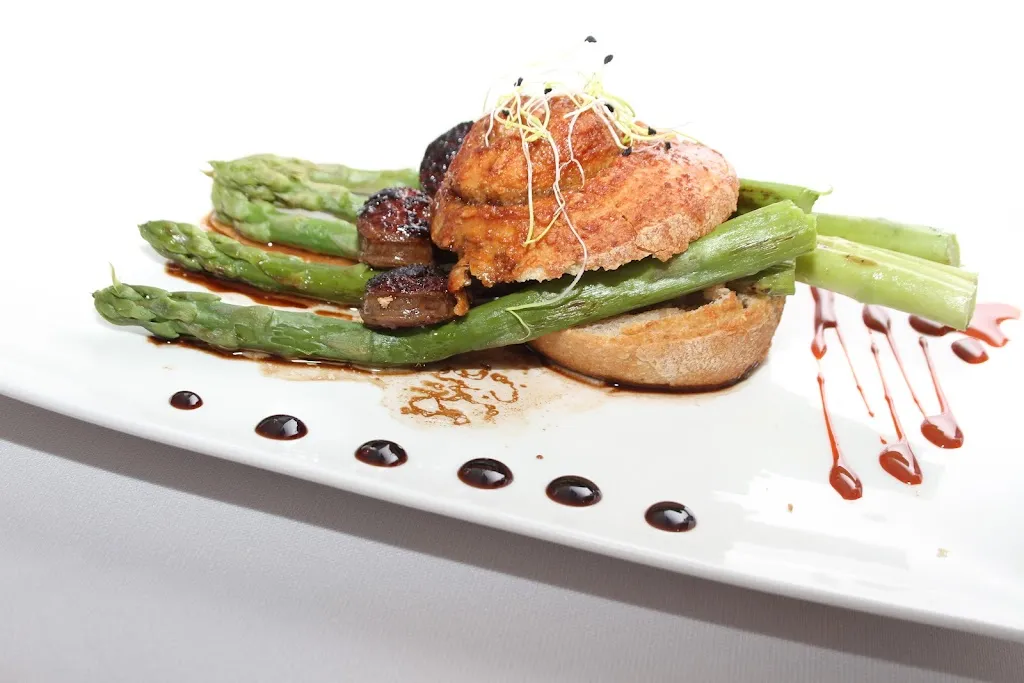 LA TABLE DU MOULIN_Suze-la-Rousse_slider_image_3