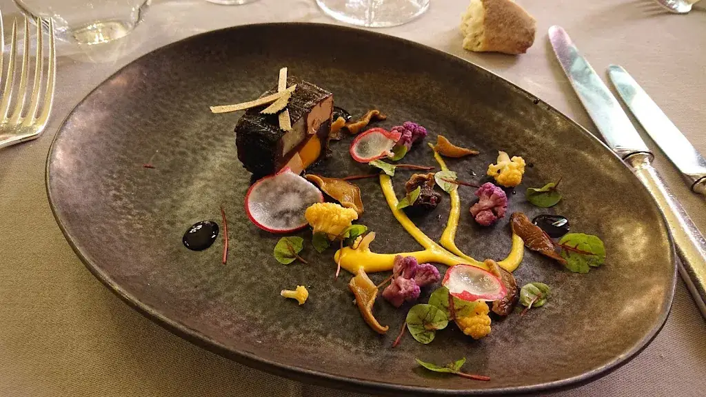 Menü_Demeures & Châteaux La Belle Meunière Hôtel & Restaurant Gastronomique_Royat_Bild_6