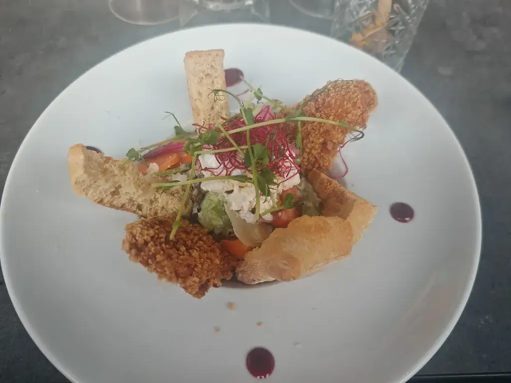 Eva Guinard_la Pinatelle Restaurant_Roche-la-Molière_review